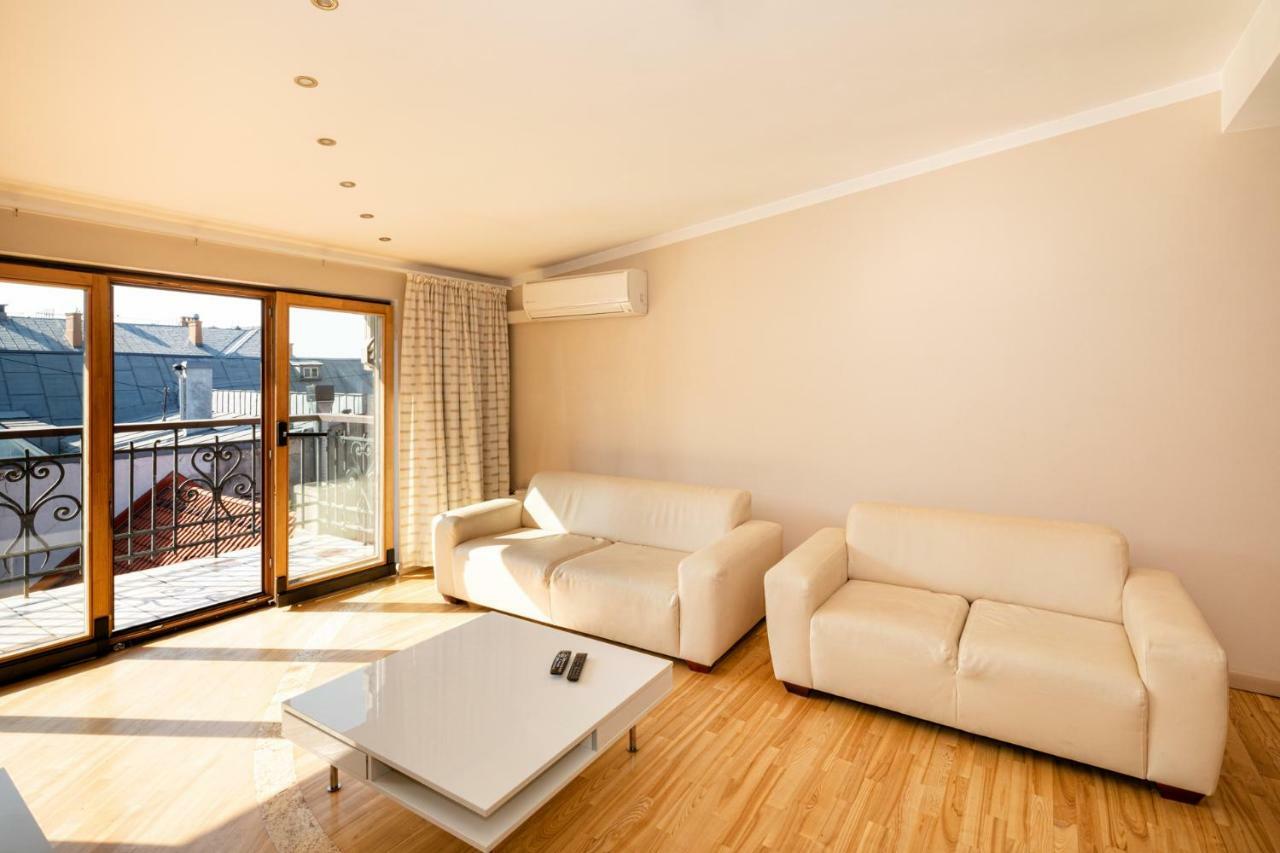 Old Riga Aldaru Street 2 Level Apartment With Terrace Exterior photo